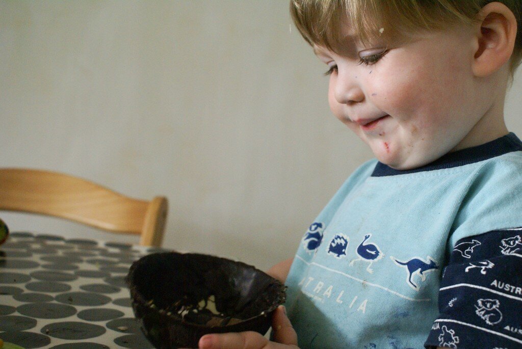 making a chocolate egg